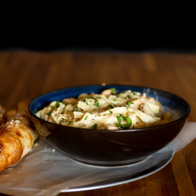 Delicious Fettuccine Alfredo